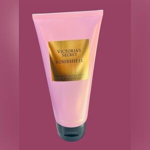 Victoria's Secret Bombshell Fine Fragrance Lotion, 3.4 fl.oz. (New/Sealed)